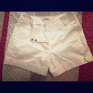 White House black market shorts